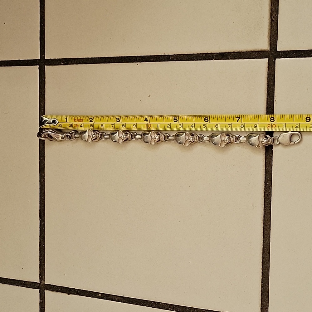 8.5 inch sterling silver skull bracelet